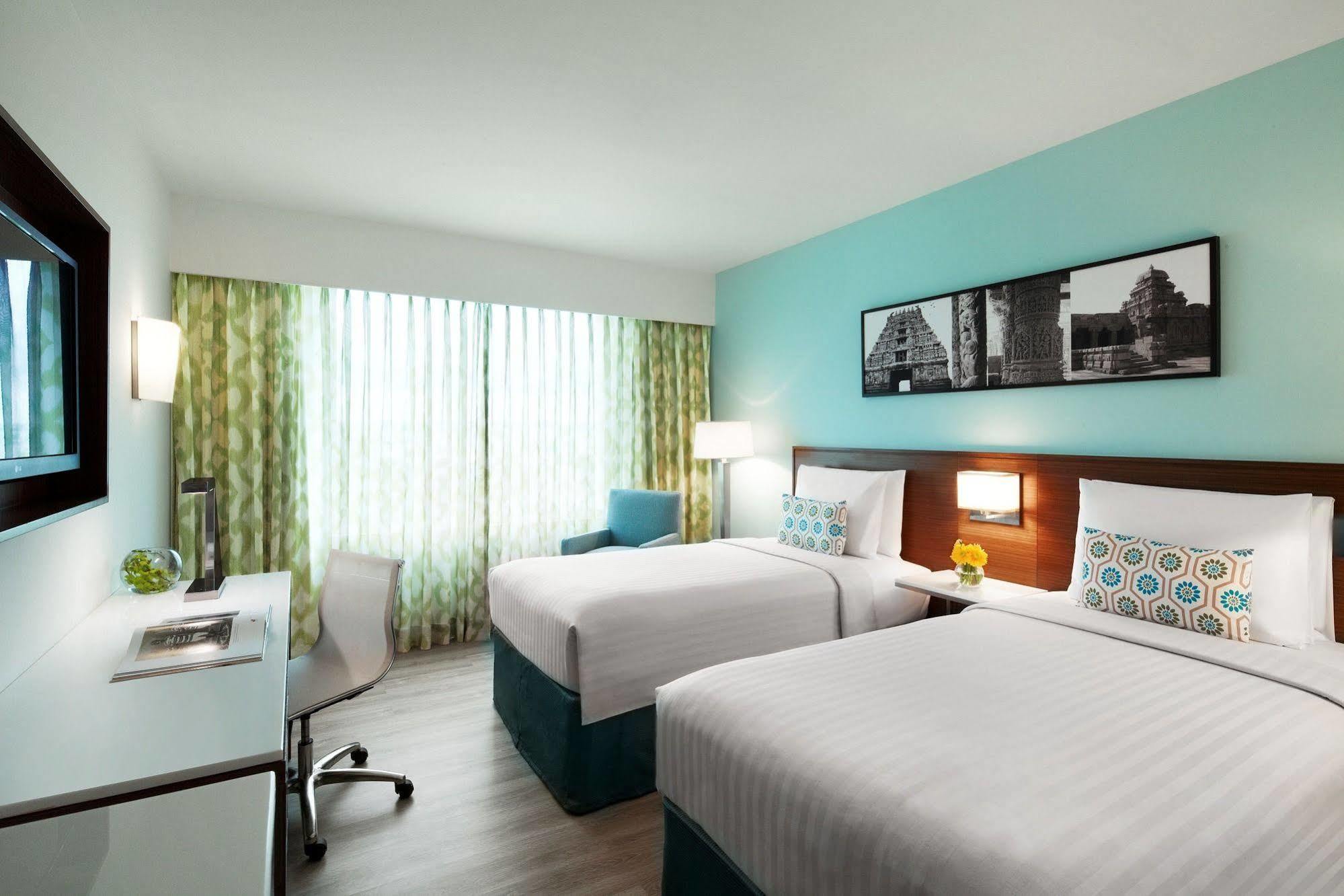 Hotel Fairfield By Marriott Bengaluru Rajajinagar Zewnętrze zdjęcie