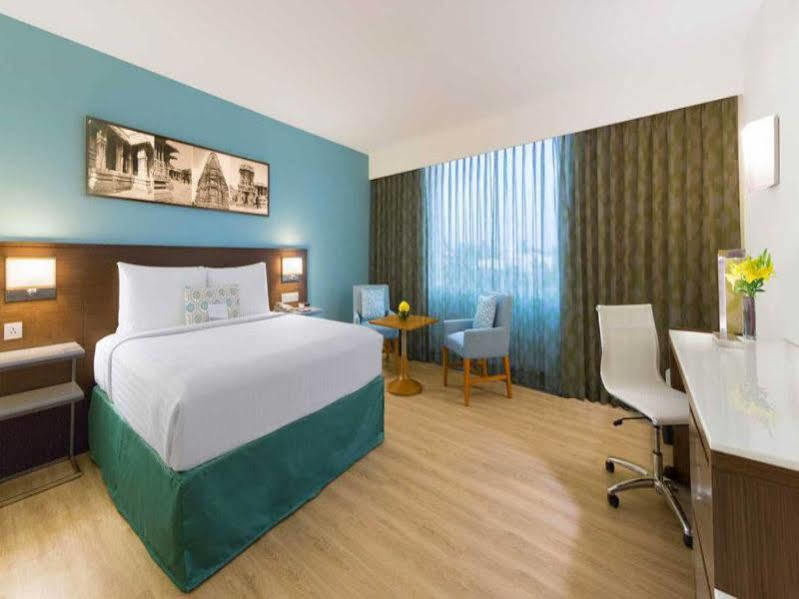 Hotel Fairfield By Marriott Bengaluru Rajajinagar Zewnętrze zdjęcie