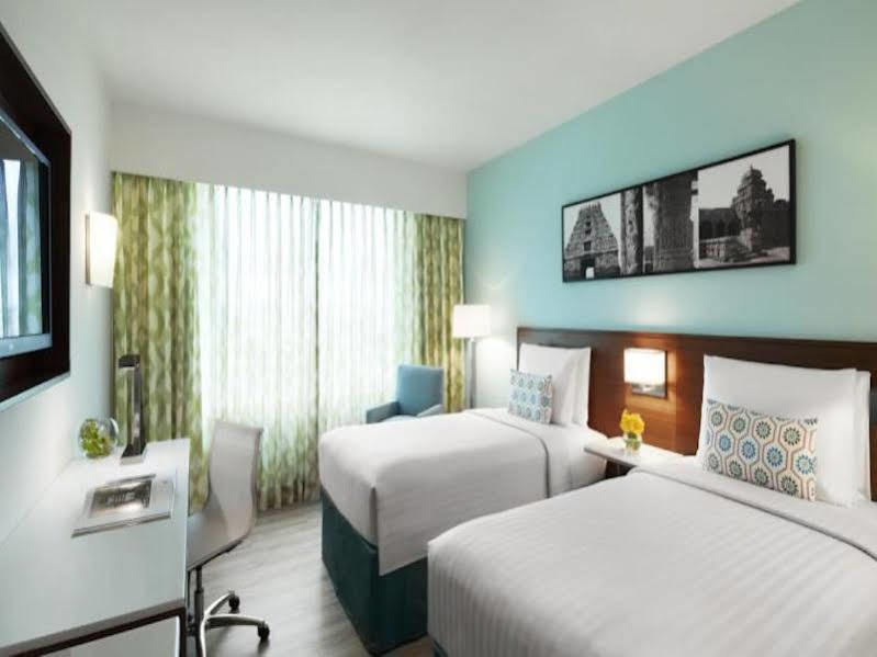 Hotel Fairfield By Marriott Bengaluru Rajajinagar Zewnętrze zdjęcie