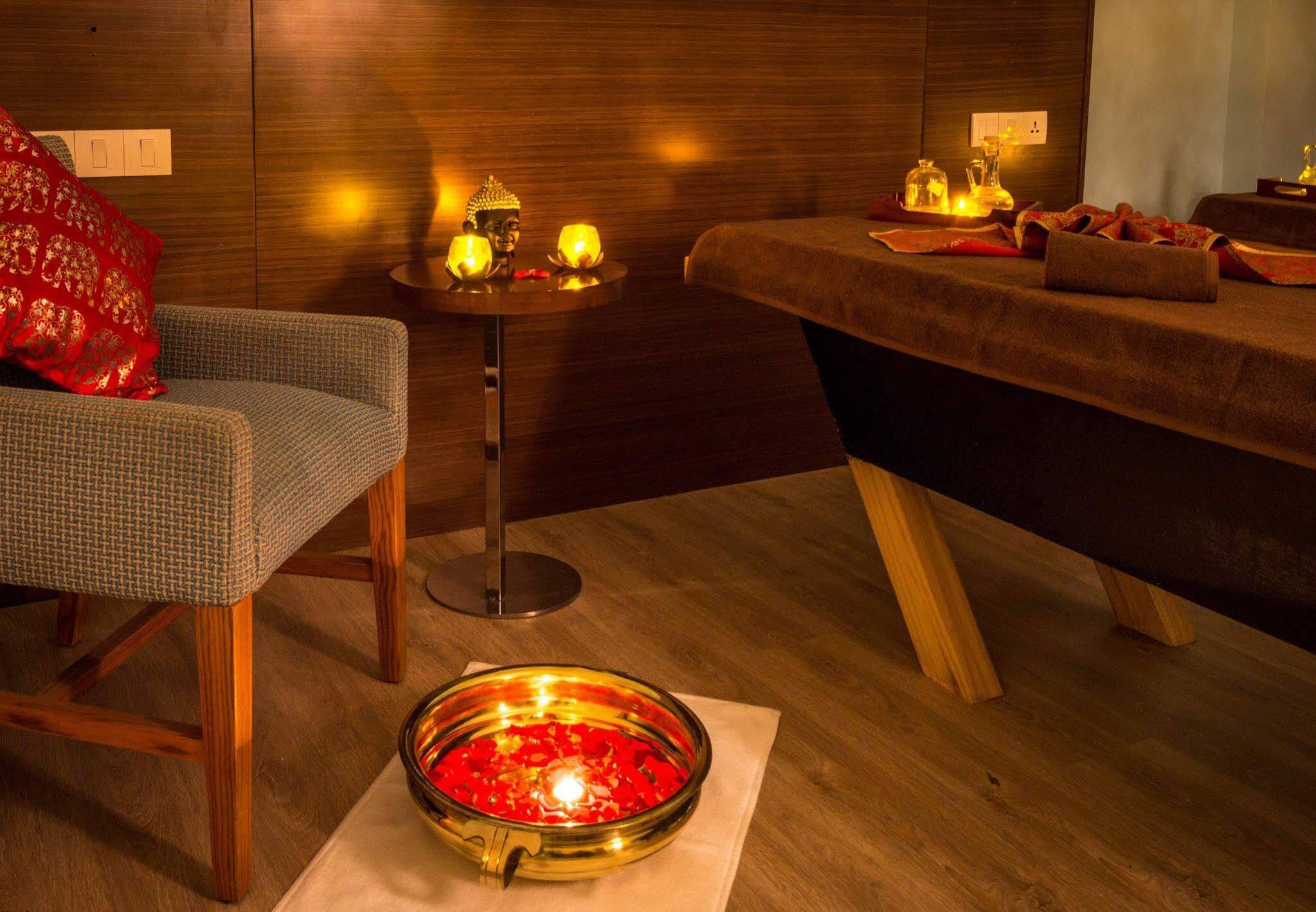 Hotel Fairfield By Marriott Bengaluru Rajajinagar Zewnętrze zdjęcie